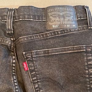 Men’s SZE 32x34 Levi Black jeans